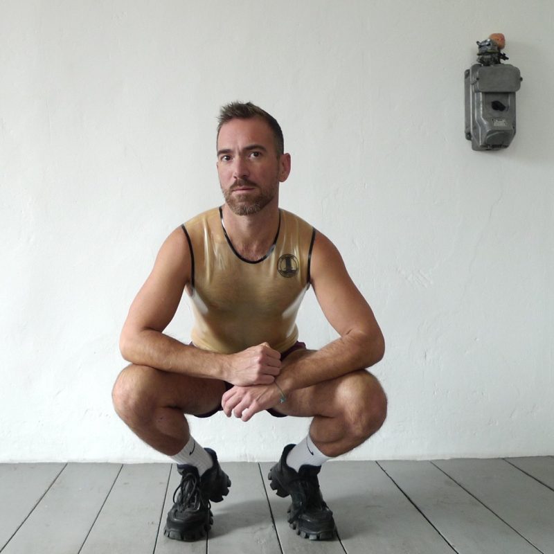 Sleeveless - Exhi - Bit.X1 - Image 4
