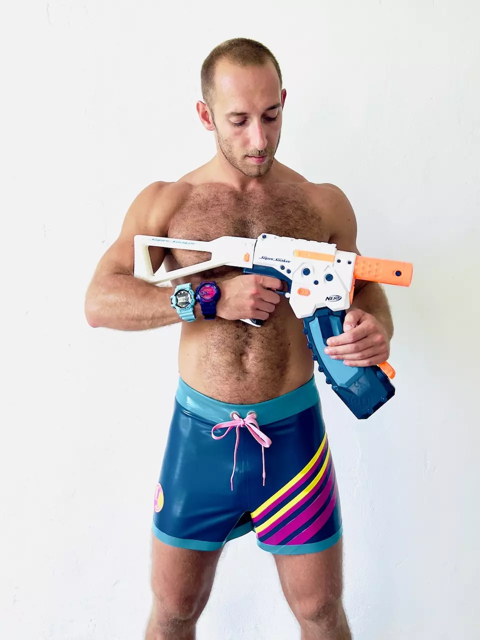 Latex shorts kinky smurf - Image 9