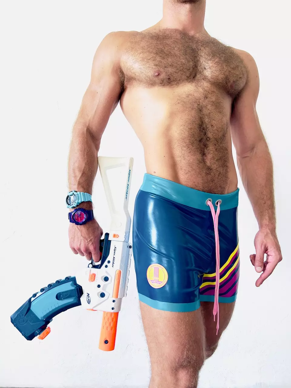 Latex shorts kinky smurf - Image 4