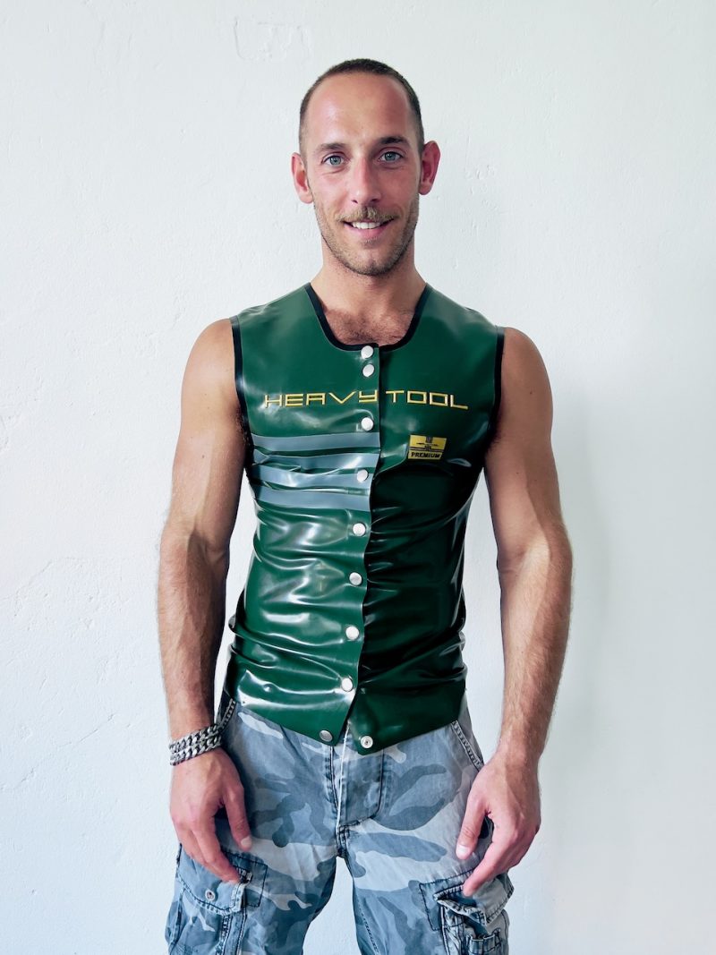 Sleeveless - Techno - Master - Image 9