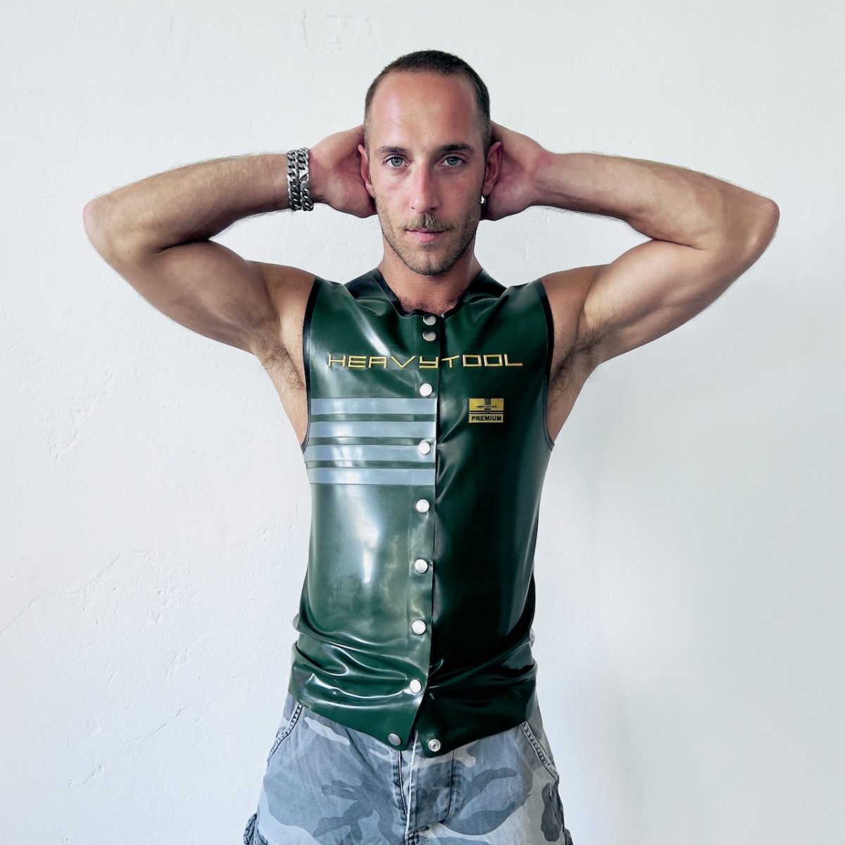 Sleeveless - Techno - Master