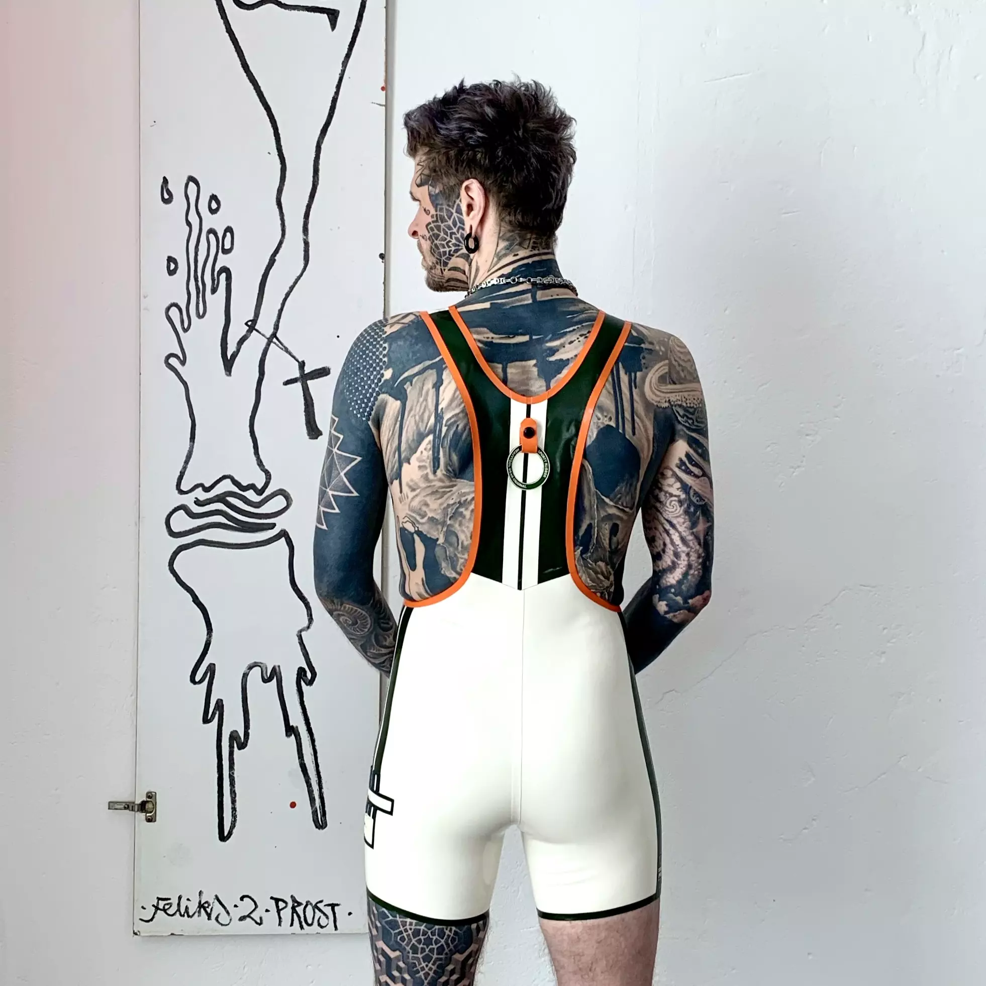 Latex wrestlerbody WW13