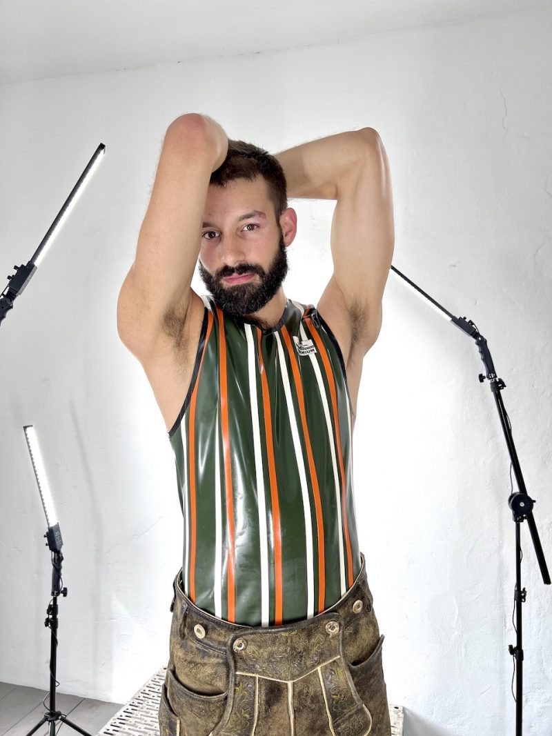 Sleeveless - Classic - Gentle.Boy - Image 8