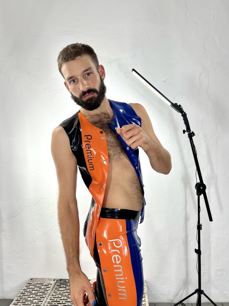 Sleeveless - Fastfuck - Top.X77 - Image 7
