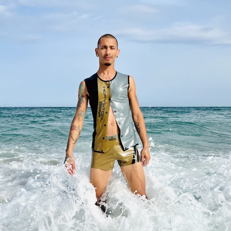 Sleeveless - Glamour - Star.Fucker - Image 8