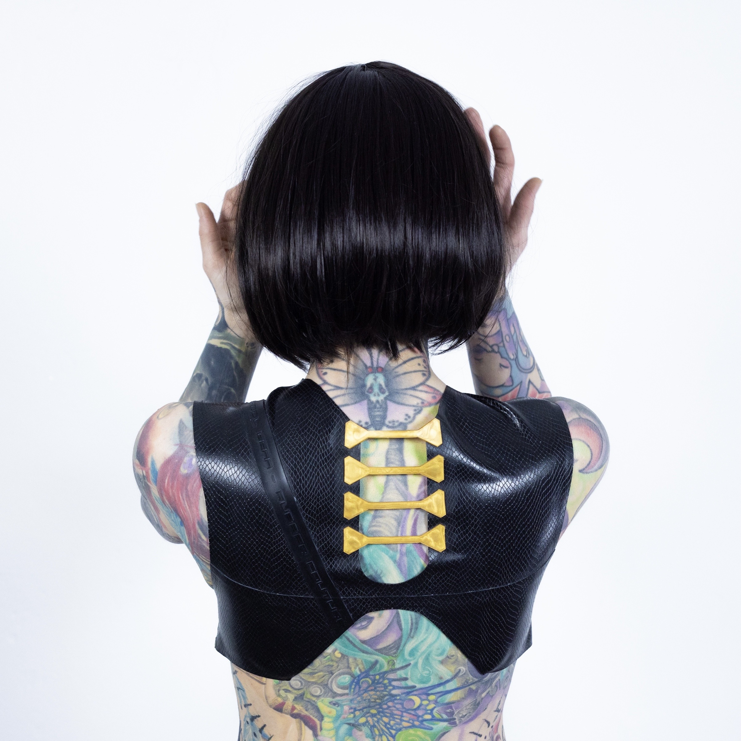 croptop-bra-skirt-rubber-latex-fashion-heavytool-gear-sport-gym