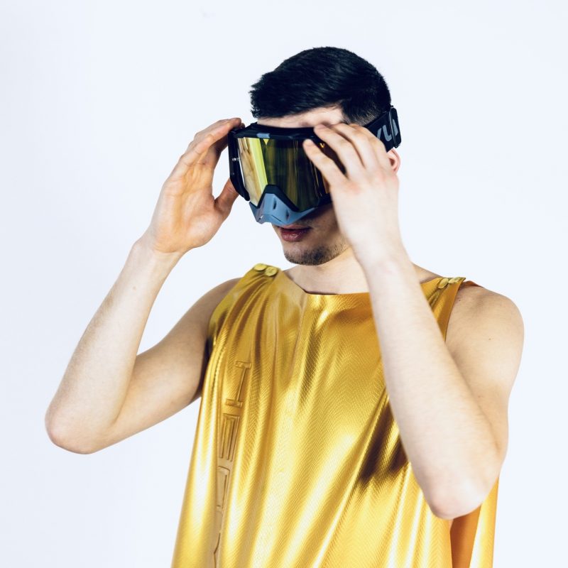 heavytool-gear-rubber-latex-berlin-suit-gold
