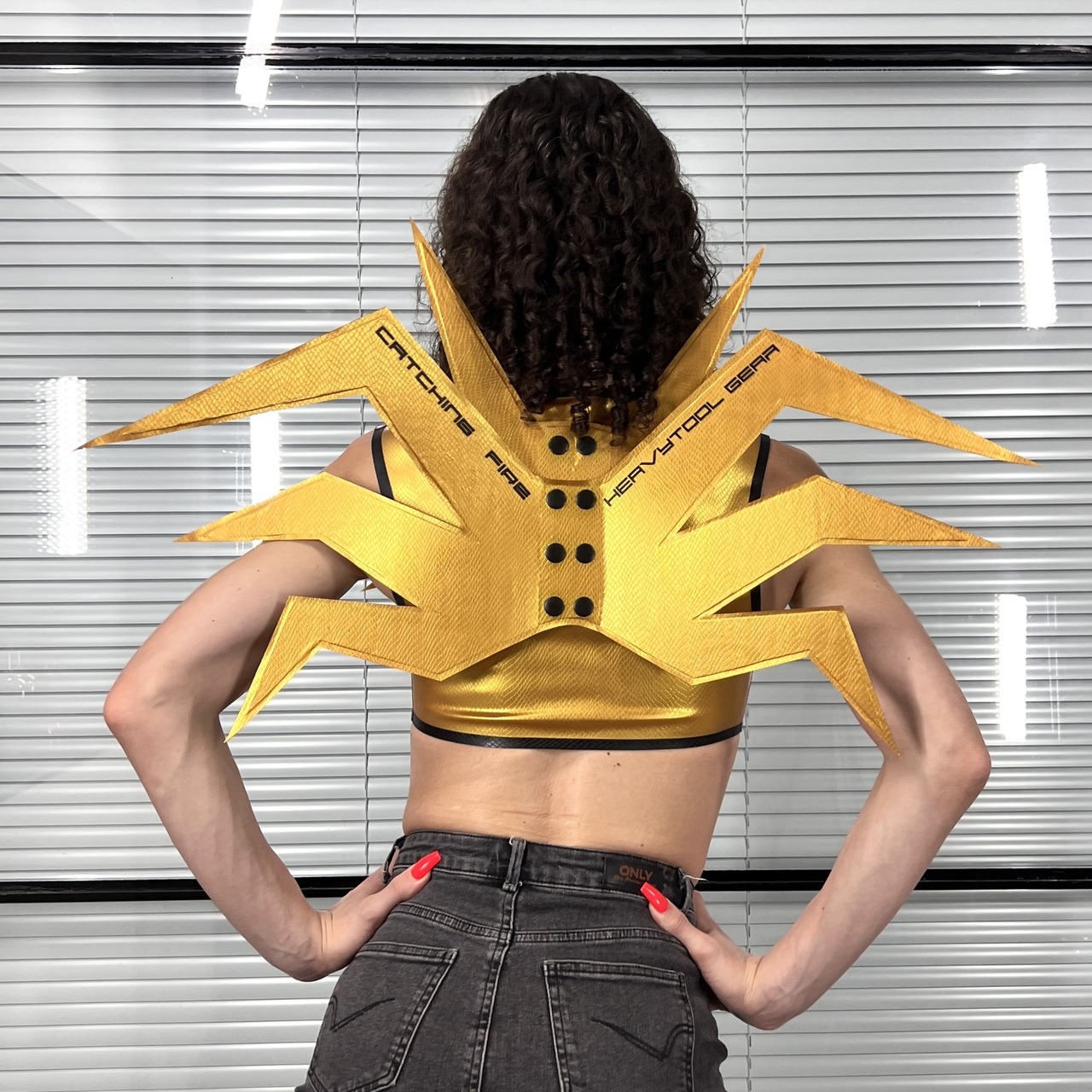 latex-rubber-bangle-crop-top-fshionwek-couture-heavytool-gear-fetish-gay-unisex-berlin