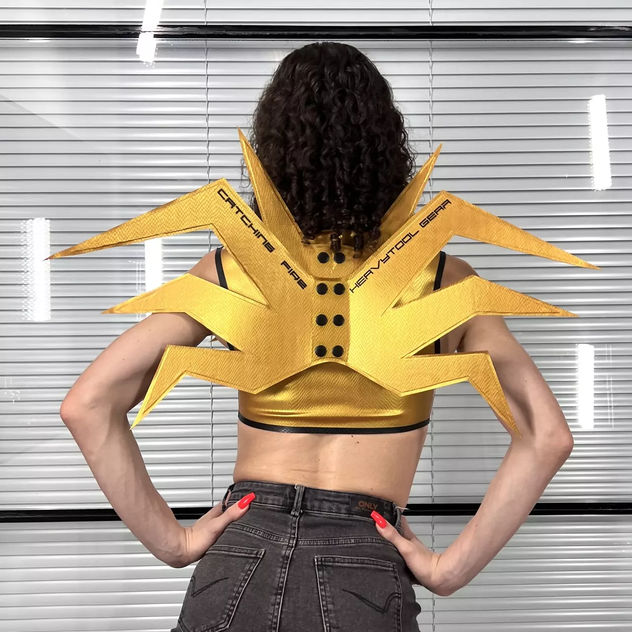 latex-rubber-bangle-crop-top-fshionwek-couture-heavytool-gear-fetish-gay-unisex-berlin
