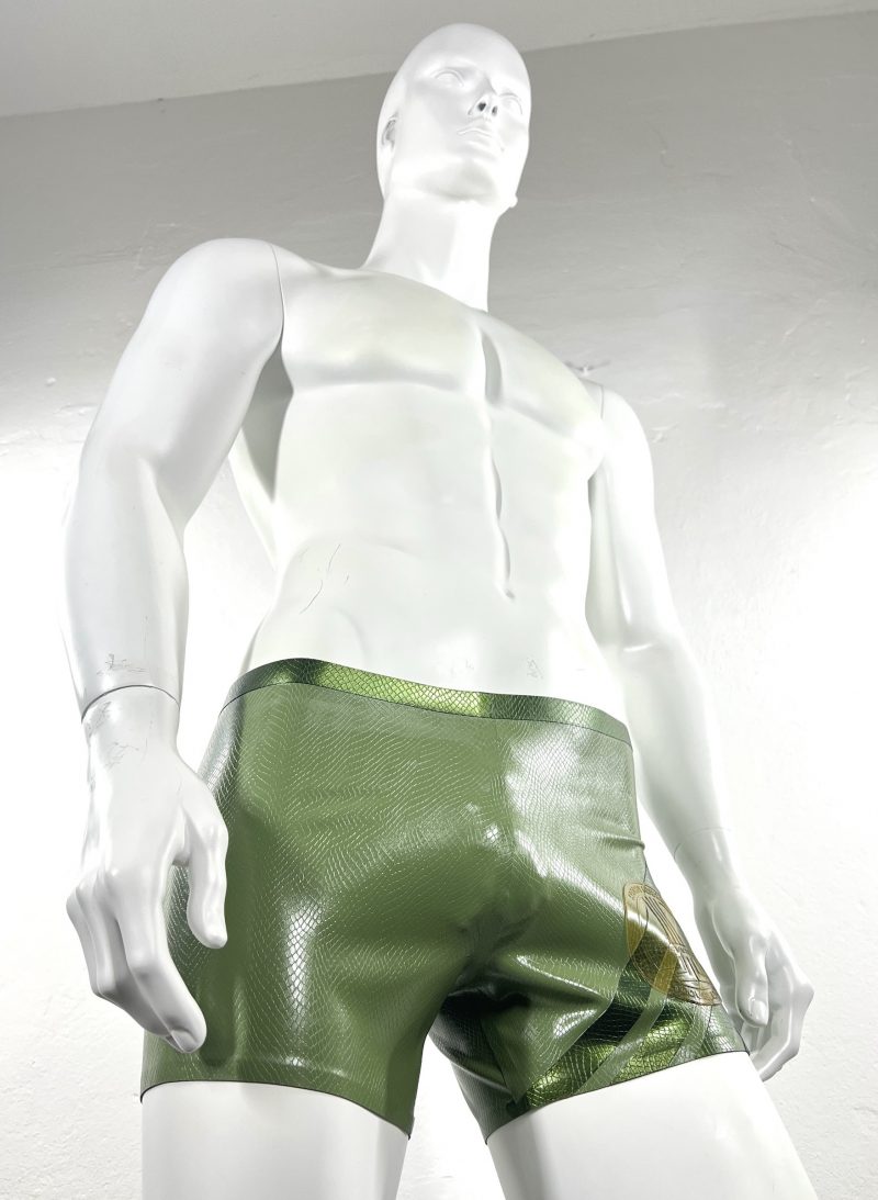 latex-rubber-fashion-fetish-heavytool-gear-oliv-green-shorts-trunks-handmade-reptile-embossed