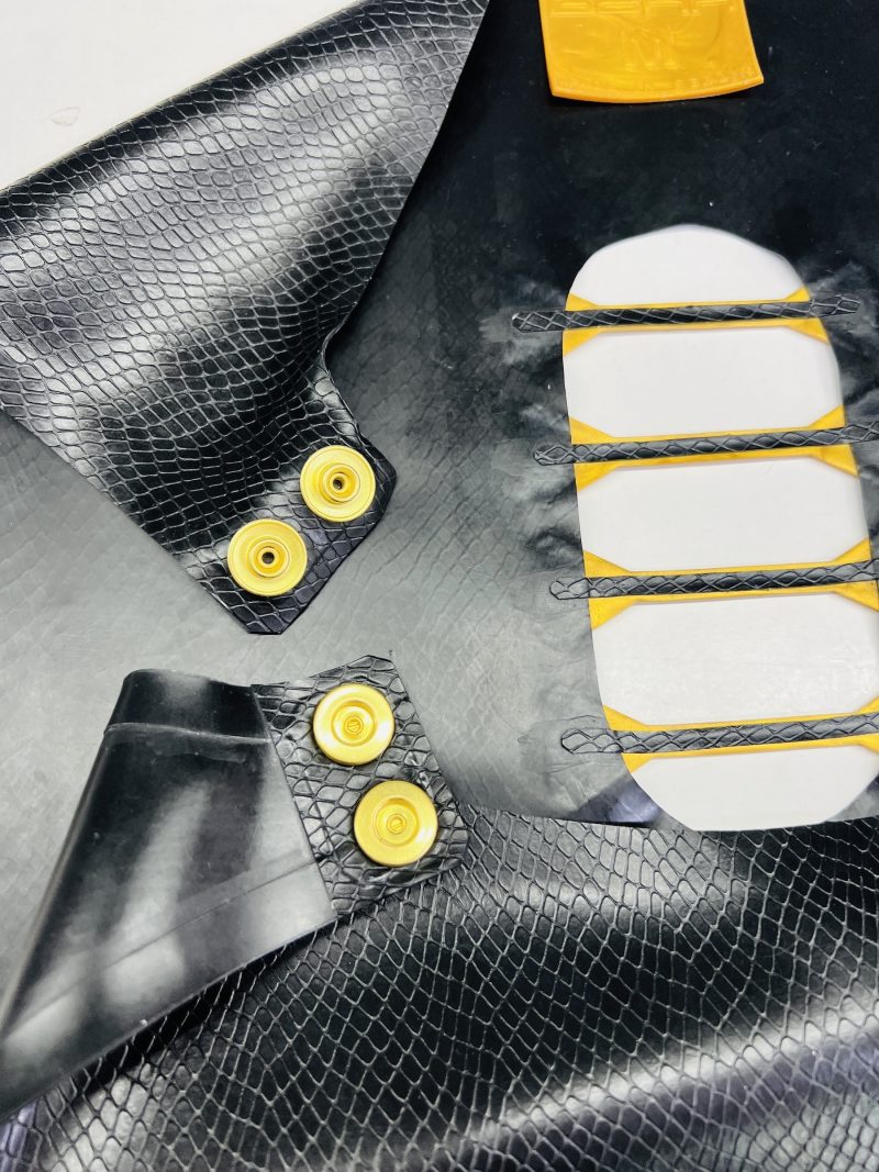 latex-rubber-fashion-fetish-heavytool-gear-sleeveless-gold-black-handmade-reptile-embossed