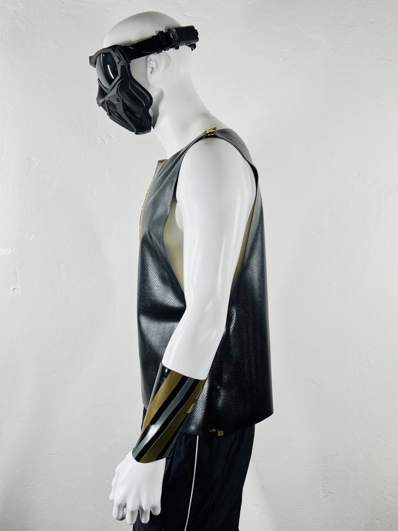 latex-rubber-fashion-fetish-heavytool-gear-sleeveless-gold-black-handmade-reptile-embossed