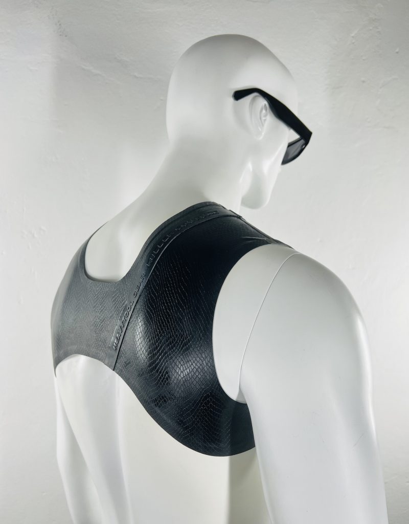latex-rubber-fashion-fetish-heavytool-gear-unisex-black-croptop-bra-handmade-reptile-embossed