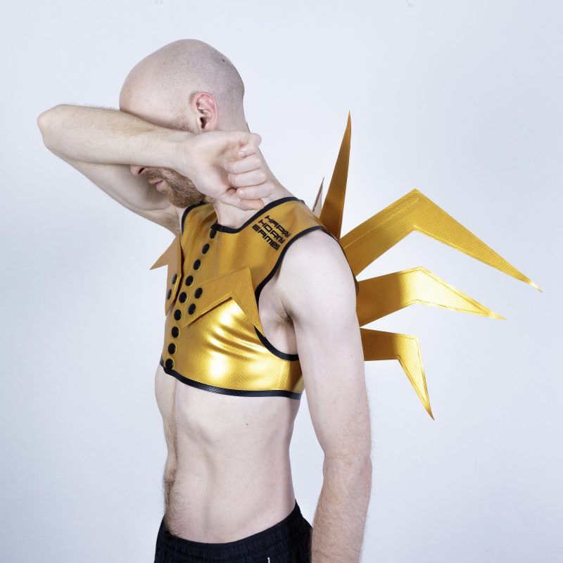 sleeveless-costume-wings-latex-rubber-fashion-heavytool-gear-sport-gym