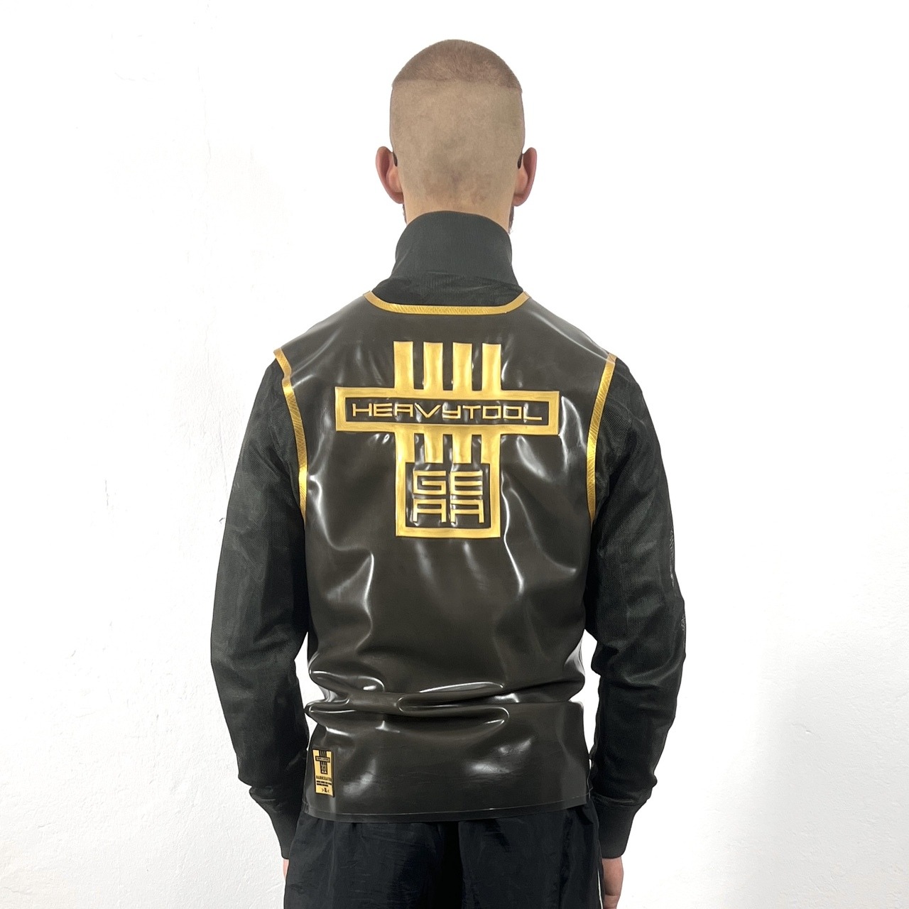 rubber, latex, trikot, sleeveless, premium, logo, couture, حبيبي, habibi, heavytool gear, sport, gay, fetish, berlin