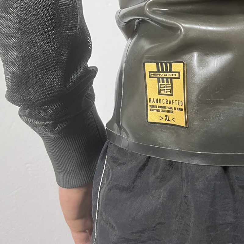 rubber, latex, trikot, sleeveless, premium, logo, couture, حبيبي, habibi, heavytool gear, sport, gay, fetish, berlin