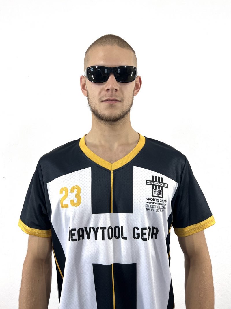 trikot-shorts-pants-football-sport-heavytool-gear-fetish-gay-berlin
