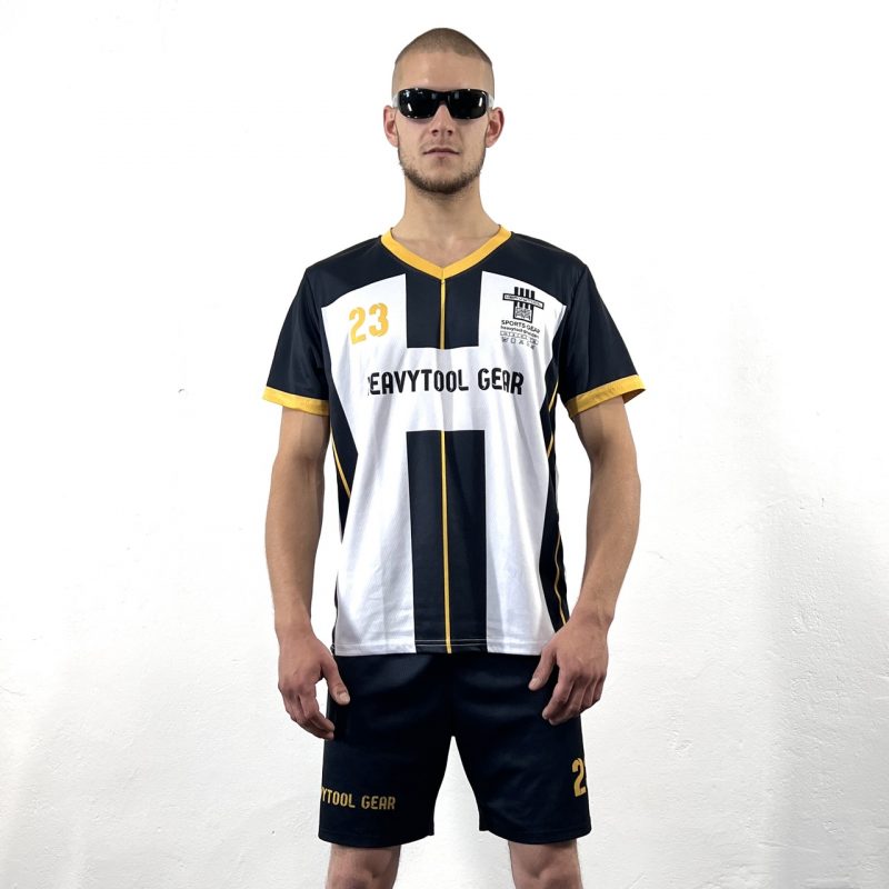 trikot-shorts-pants-football-sport-heavytool-gear-fetish-gay-berlin