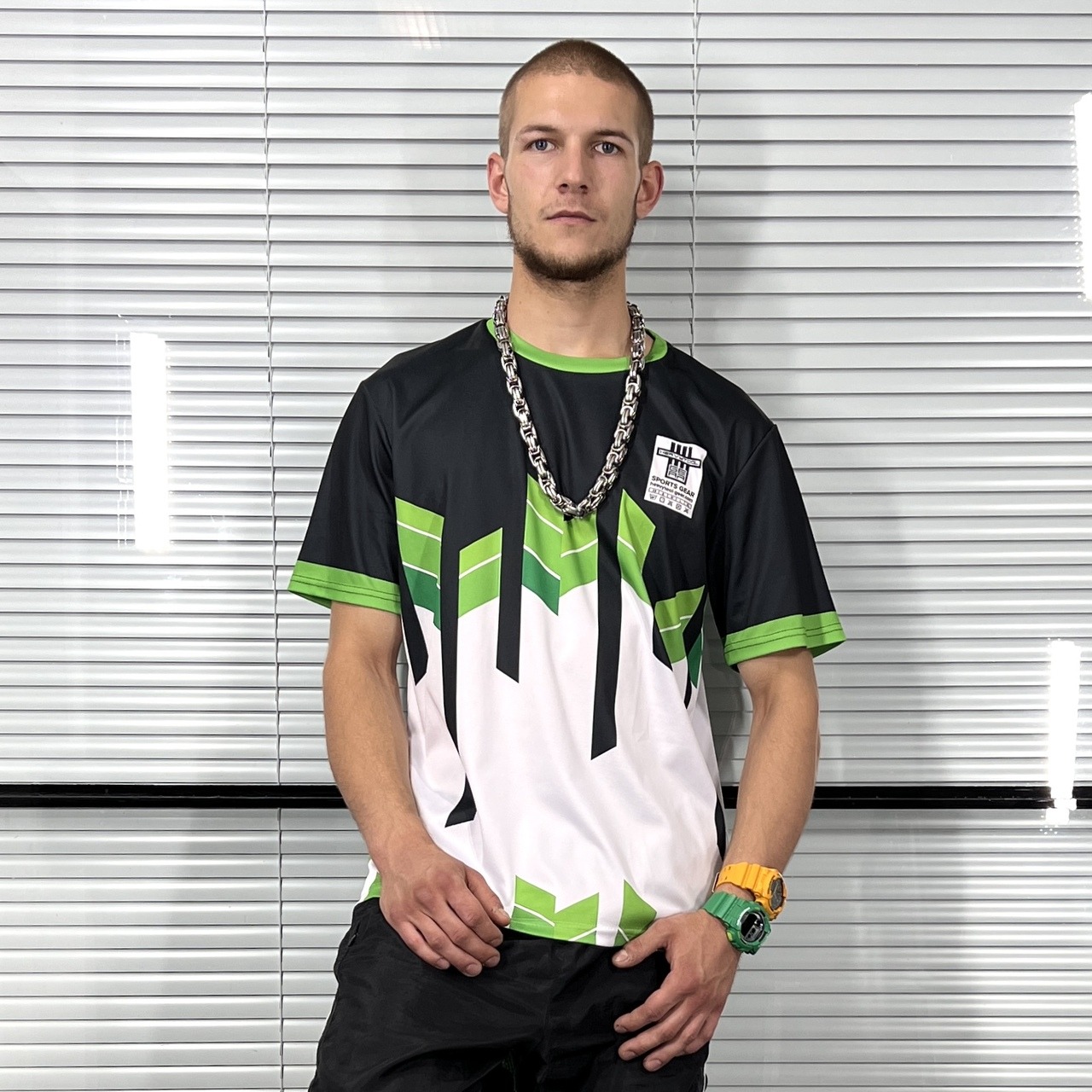 trikot-shirt-tshirt-sport-football-white-green-black-heavytool-gear-fetish-gay-berlin