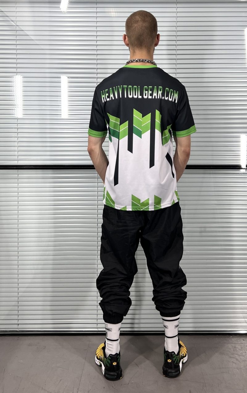 trikot-shirt-tshirt-sport-football-white-green-black-heavytool-gear-fetish-gay-berlin