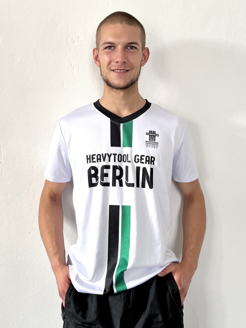 trikot-shirt-tshirt-sport-football-white-green-black-heavytool-gear-fetish-gay-berlin