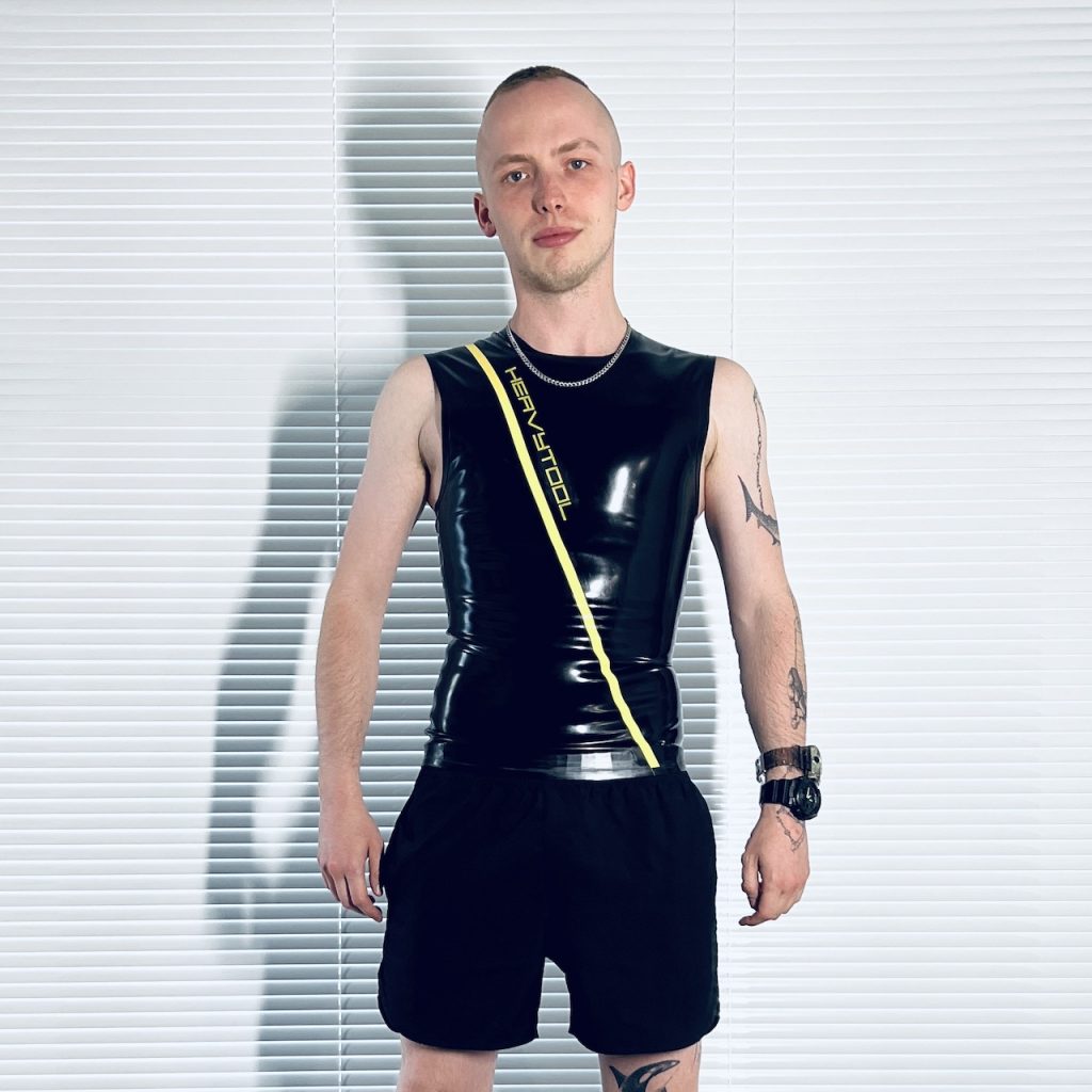 Latex sleeveless YF 2.0